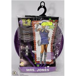 MRS. JONES INCL. DRESS, GLOVELETS, BOOT TOPS