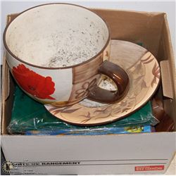 BOX WITH EXTRA LARGE MUG PLANTER NEW GIFT BAGS,