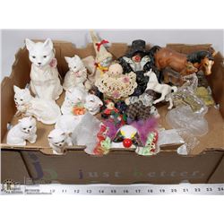 LARGE FLAT WITH CAT FIGURINES, HORSES AND CLOWNS