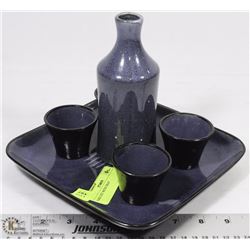 SAKE SET WITH TRAY