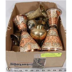 FLAT OF VARIOUS AND COLLECTIBLE BRASS ITEMS