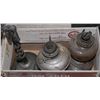 Image 1 : LOT OF VINTAGE OIL LAMPS