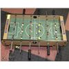 Image 1 : TABLETOP FOOSBALL GAME.