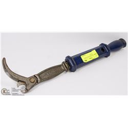 GREY TOOLS HEAVY DUTY NAIL PULLER . TOOLS