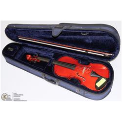 VIOLIN 4/4 MENZEL WITH BOW & CASE.