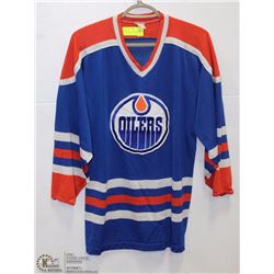 VINTAGE SIZE MEDIUM OILERS JERSEY SHIRT