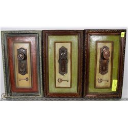 3 3D LOCK & KEY WALL DISPLAYS