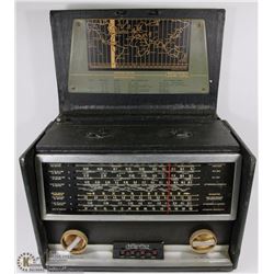 HALLCRAFTERS SHORT WAVE RADIO, WORKS BUT WILL
