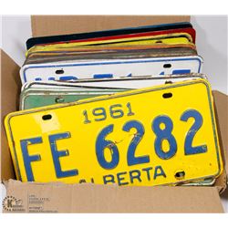 23 VINTAGE SINGLE LICENSE PLATES