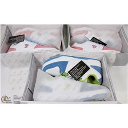 LOT OF THREE PAIRS OF WOMENS SHOES SIZES 4.5,4.5,5