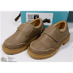 NEW TWINKIE SIZE 9 DARK TAN KIDS SHOES