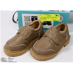 NEW TWINKIE SIZE 5 DARK TAN KIDS SHOES