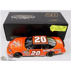 NASCAR LTD. ED OWNERS CLUB TONY STEWART  DIE CAST