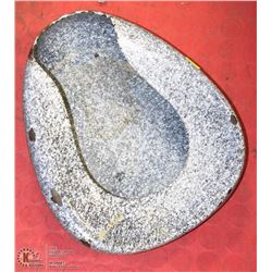 ANTIQUE GRANITEWARE BEDPAN