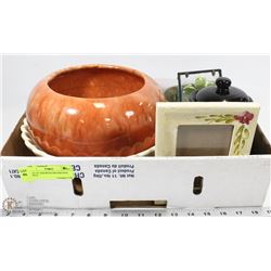 FLAT OF ASSORTED DECORATIVE BOWLS