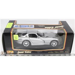 SPECIAL EDITION MAISTO  1996 DODGE VIPER NEW IN