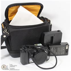 SONY DIGITAL CAMERA WITH CASE, CHARGER & CORDS.