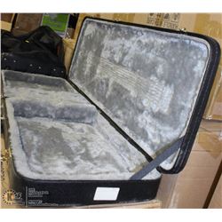 PADDED GUITAR CASE