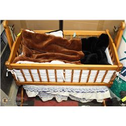 WOOD CRADLE