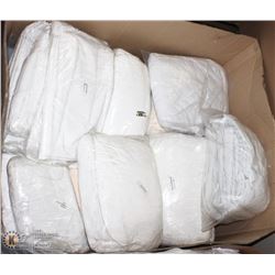 PALLET WITH QUEEN SIZE FITTED SHEETS