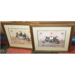 PAIR OF GOLD TONE FRAMED FRUIT PICTURES