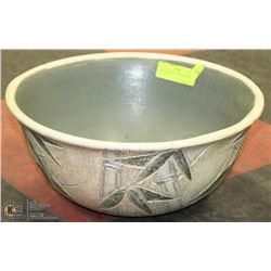 14.5" DECORATIVE POTTERY BOWL