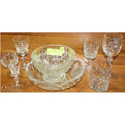 8PC CRYSTAL DISH SET INCL CUPS, BOWLS.