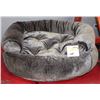 Image 1 : BOWSERS DOUBLE DONUT DESIGNER MEDIUM PET BED WITH