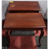 Image 2 : PAIR OF CHERRY WOOD END TABLES 14X24X19