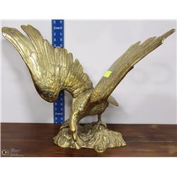LARGE VINTAGE ESTATE BRASS EAGLE - 26"H X 21"W