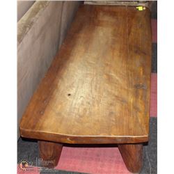 SHOWHOME WOOD COFFEE TABLE 23"X58"
