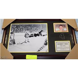 BOBBY ORR THE GOAL HOCKEY CARD
