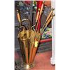 Image 1 : VINTAGE BRASS 5 PIECE FIREPLACE SET