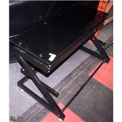 FLAT SCREEN TV STAND
