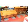 Image 1 : WOOD LIVINGROOM SET INCL END TABLE, COFFEE TABLE &