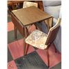 Image 1 : 50'S SMALL DROP SIDE KITCHEN TABLE AND 2 CHAIRS