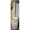 Image 1 : 5 GAL RED WING BUTTER CHURN WITH HANDLE