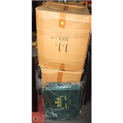 4 CASES OF REUSABLE GIFT STORE BAGS