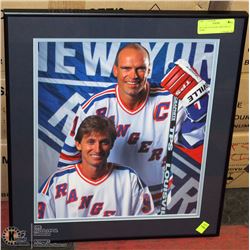 PICTURE OF WAYNE GRETZKY & MARK