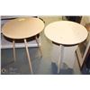 Image 1 : SET OF TWO DECORATOR/DISPLAY TABLES