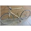 Image 1 : BEIGE COMPETITION ROAD BIKE