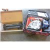 Image 1 : TRACKER LUGGAGE AND 16 WHEEL COVER AND CAR SEATS AND TRAILER STABILIZER JACKS