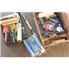 Image 1 : TOTE OF NEW AND USED PAINT SUPPLIES