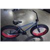 Image 1 : MOOSE FATBIKE WITH 26 INCH TIRES