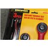 Image 2 : TWO NEW RATCHET HANDLE SETS