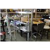 Image 2 : METAL ROLLING CLOTHING RACK