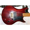 Image 3 : VANTAGE AVENGER ELECTRIC GUITAR MADE IN JAPAN AND MINIATURE AMP