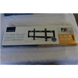 INSIGNIA 13 TO 32 INCH FIXED POSITION TV WALL MOUNT
