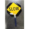 Image 2 : FLAGGER STOP SLOW SIGN