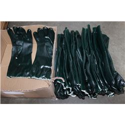 BOX OF NEW GREEN WORK GLOVES